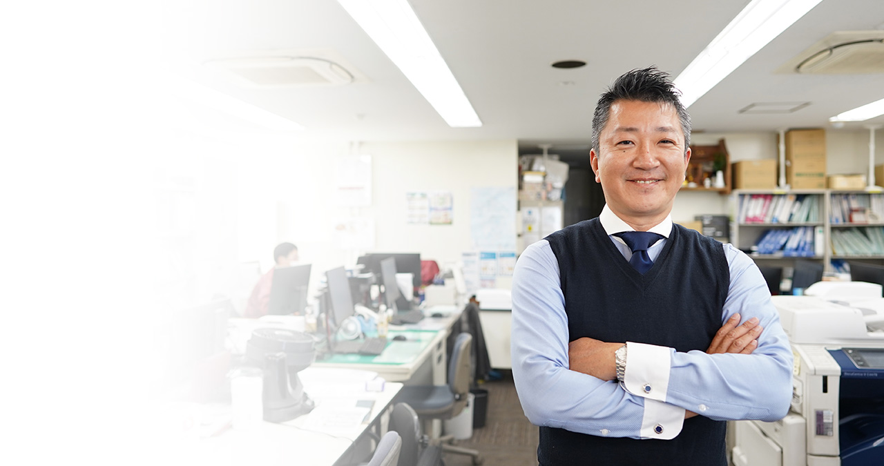 箱崎第二物流センター　課長　S.T